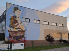 Mural stryszawskiego ptasznika w Stryszawie – WIDEO