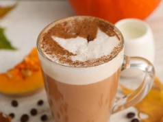 Pumpkin Spice Latte? Zamiast wydawać 25 zł w kawiarni, zrób lepsze w domu
