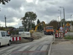 Uwaga kierowcy. Droga wojewódzka numer 751 w Suchedniowie wciąż nieprzejezdna