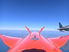 Korea: Pierwszy lot załogowo-bezzałogowy FA-50 z AAP