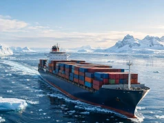 Statek z Korei popłynął przez Arktykę. Odwiedził też polski port