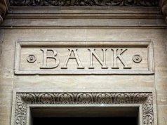 UOKiK nałożył 147 mln zł kar na cztery banki. Znamy powody