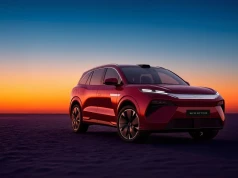 BYD ATTO 8 naładuje się od 10 do 97 proc. w 9 minut, ale nie na każdej stacji