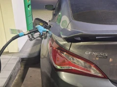 Ceny paliw dzisiaj 13 października. Benzyna znów drożeje, diesel z niższym limitem