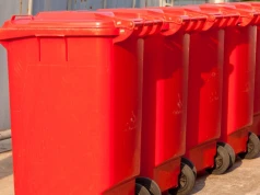 Nowy kolor śmietników na cmentarzach. Kto nie zapomni, uniknie kary