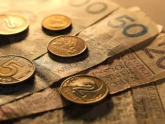 Emeryt może zyskać prawie 900 złotych!