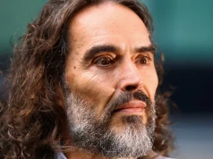 Russell Brand stanął przed sądem. Aktor usłyszał siedem poważnych zarzutów