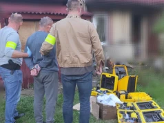 Skradziony w Europie sprzęt geodezyjny za 1,5 mln zł odzyskany przez mazowieckich policjantów