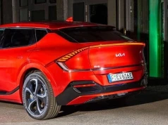 Kia wzywa elektryki do serwisów. Ostrzega przed ryzykiem pożaru