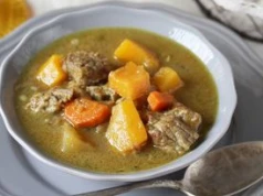 Jesienią zawsze dodaję do zupy gulaszowej. Syci tak bardzo, że nie trzeba robić drugiego dania