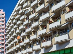 Eksperci: wzrost sprzedaży mieszkań w 2027 r. mało prawdopodobny, rośnie ryzyko podatku katastralnego