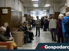Trzy choroby osłabiają polską gospodarkę. PKB spadnie o 3,7 proc. rocznie