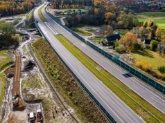 Nowa droga odciąży autostradę i połączy regiony. Samorządy walczą o trasę S12