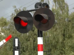 Zatrzymają prawo jazdy na trzy miesiące za wjechanie na zamknięty przejazd kolejowy. Senat przyjął nowelizację