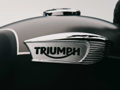 Triumph zmniejszył silnik, ale nie charakter. Może być jednym z ciekawszych debiutów 2027 roku