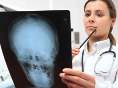 143 miejsca, 19 chętnych. Młodzi lekarze omijają onkologię