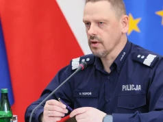 Drogie zegarki komendanta. Zgłosił prezenty od nieznanych osób