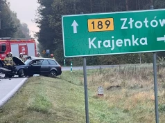 Zderzenie na trasie Jastrowie-Górzna. 57-latek wymusił pierwszeństwo, 21-latek w Audi był pijany