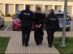 Terror w szkole. Straszył dzieci nożem i podduszał kolegę. 14-latek trafił do schroniska dla nieletnich