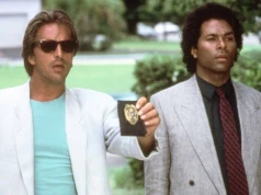 "Miami Vice ‘85" zamienia serial w Bonda. Spokojnie, pierwsze plakaty to nie wyrok