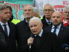 Kaczyński: Wielu Polaków popełniło wielki błąd. Prezes grzmi o "barbarzyńskiej dzicz…