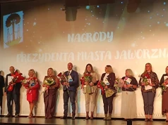 Nauczyciele z Jaworzna z nagrodami. Wyróżniono kilkadziesiąt osób