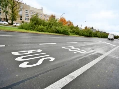Buspas z Łomianek do Warszawy utknął przez 300 metrów. Nikt nie chce ich zbudować