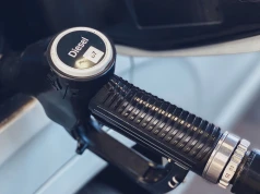 W czwartek benzyna będzie tańsza, diesel droższy. Nowe ceny maksymalne