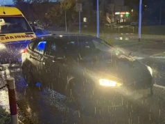 Chwila uwagi na śliskiej jezdni i dramat gotowy. Wypadek na ul. Piłsudskiego