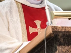 Skandal w parafii w Grojcu. Kuria reaguje na oświadczenie odwołanego proboszcza. "Niepełne"
