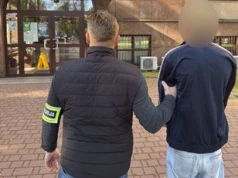 Nastolatkowie oszukali seniorkę. Podali się za pracowników banku