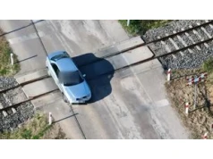 Policyjny dron namierzył kierowców przy torach. Posypały się kary