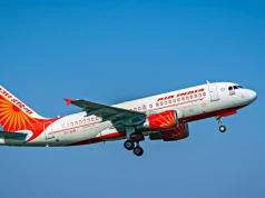Awaryjne lądowanie samolotu Air India. Pilot nadał kod 7500