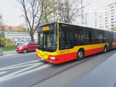 Więcej opcji dojazdu na cmentarze. Od soboty zmiany w komunikacji miejskiej
