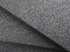 Styropian był droższy i miał lepsze parametry. Ekipa popełniła jednak szkolny błąd przy montażu