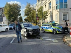 Zderzenie czterech pojazdów w Płocku. Jedna z kierujących trafiła do szpitala