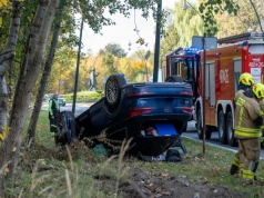 Dachowanie samochodu na DK 79 w Jaworznie