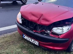 Peugeot uderzył w tył Mercedesa na trasie S5