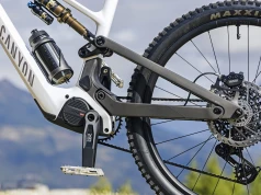 Canyon zmienia Shimano na Avinox. Nowy model ma do 150 Nm i bardzo rozsądną masę