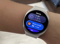 Samsung udostępnia kolejną aktualizację One UI 9 Watch. Cztery Galaxy Watche na liście