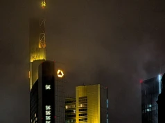 Niemiecki właściciel mBanku bliski przejęcia. "Ważny kamień milowy"