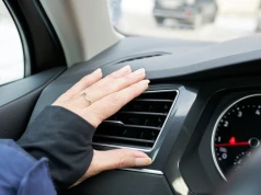 Z klimatyzacji czuć stęchliznę? Nie zawsze oznacza to kosztowną naprawę