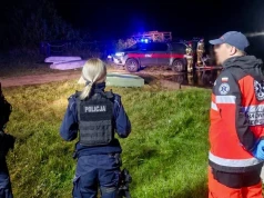 Akcja służb nad jeziorem. Zgłoszono, że mężczyzna oddala się od brzegu