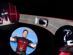Musk zaprezentował latający samochód i wszystkim trochę opadły szczęki