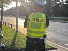 143 zabranych praw jazdy i mandaty na 1,4 mln zł. Policja ujawniła efekty specjalnej akcji, która nadal trwa