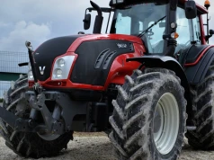 87 km/h ciągnikiem. Valtra testowana na torze Formuły1