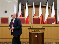 Spór wokół TK. Jest oświadczenie sędziów