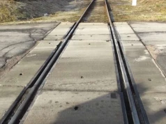 System Red-Light uruchomiony na przejeździe kolejowym. Kierowcy muszą uważać