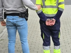 Płoccy policjanci zatrzymali 9 osób poszukiwanych. Ustalili także miejsce pobytu osoby zaginionejPłoccy policjanci zatrzymali 9 osób poszukiwanych. Ustalili także miejsce pobytu osoby zaginionej