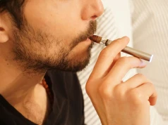 Nikotynowa prohibicja? 8 państw Unii Europejskiej chce zakazać sprzedaży saszetek z …
